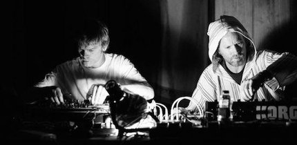 The-Transcendence-Orchestra-Press-Pic-1-by-Cathrin-Queins-e1507134971789_1591609982_crop_550x366.jpg