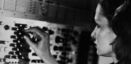 eliane-radigue-1280x854.jpg